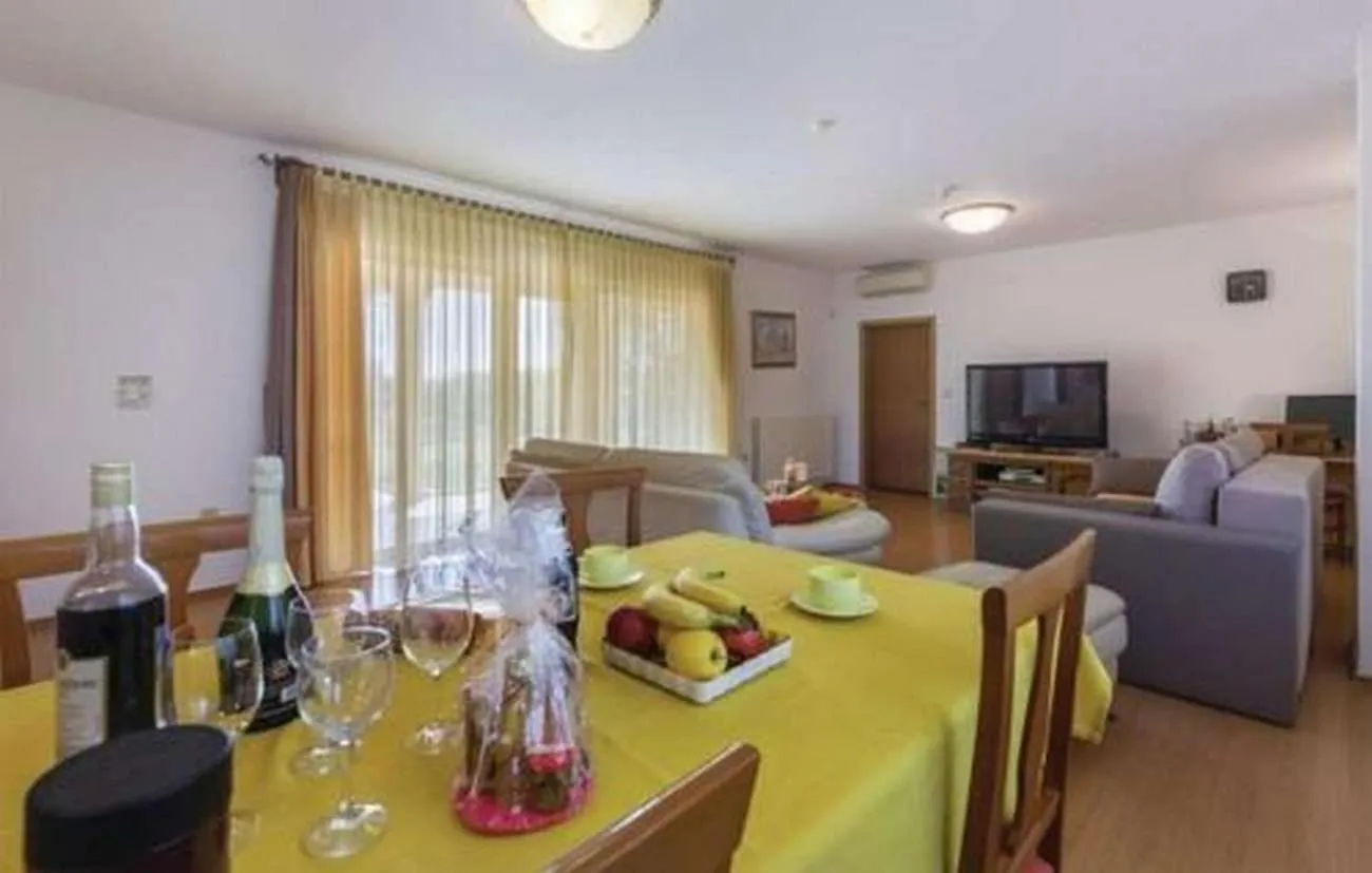 Apartments With A Parking Space Vodnjan, Fazana - 22532